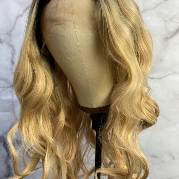 Ombre Blonde Lace Front Wig - Picture 5 of 5